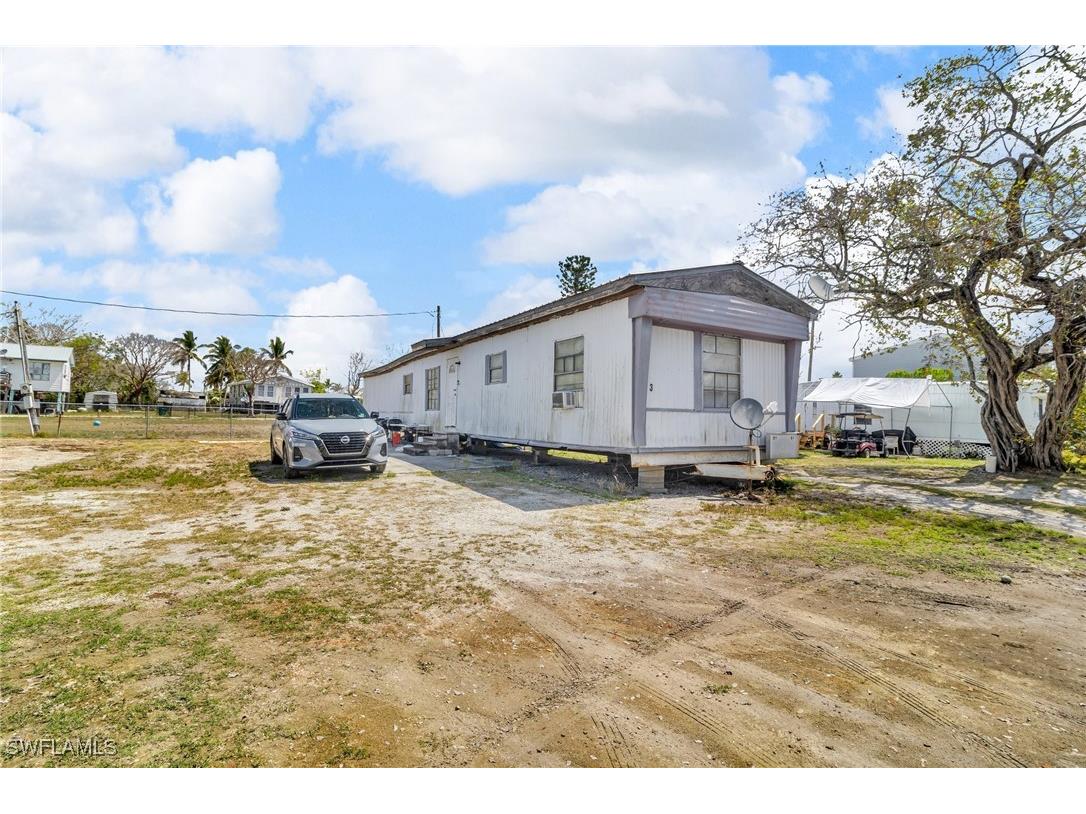 1165 Rewis Drive Chokoloskee FL 34138 225039610 image9