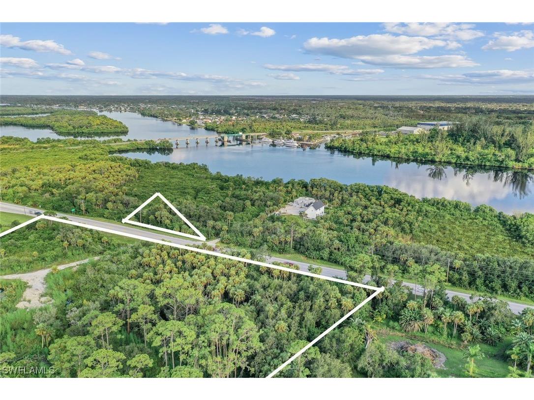 11731 Bayshore Road North Fort Myers FL 33917 223064480 image2