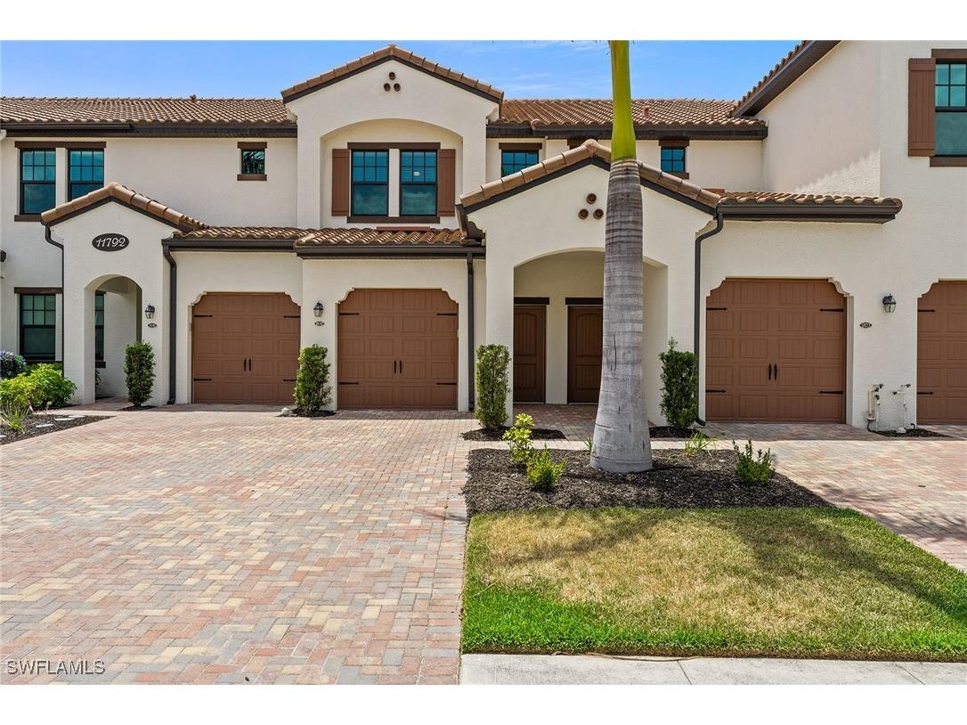 11792 Grand Belvedere Way #202 Fort Myers FL 33913 225044391 image1
