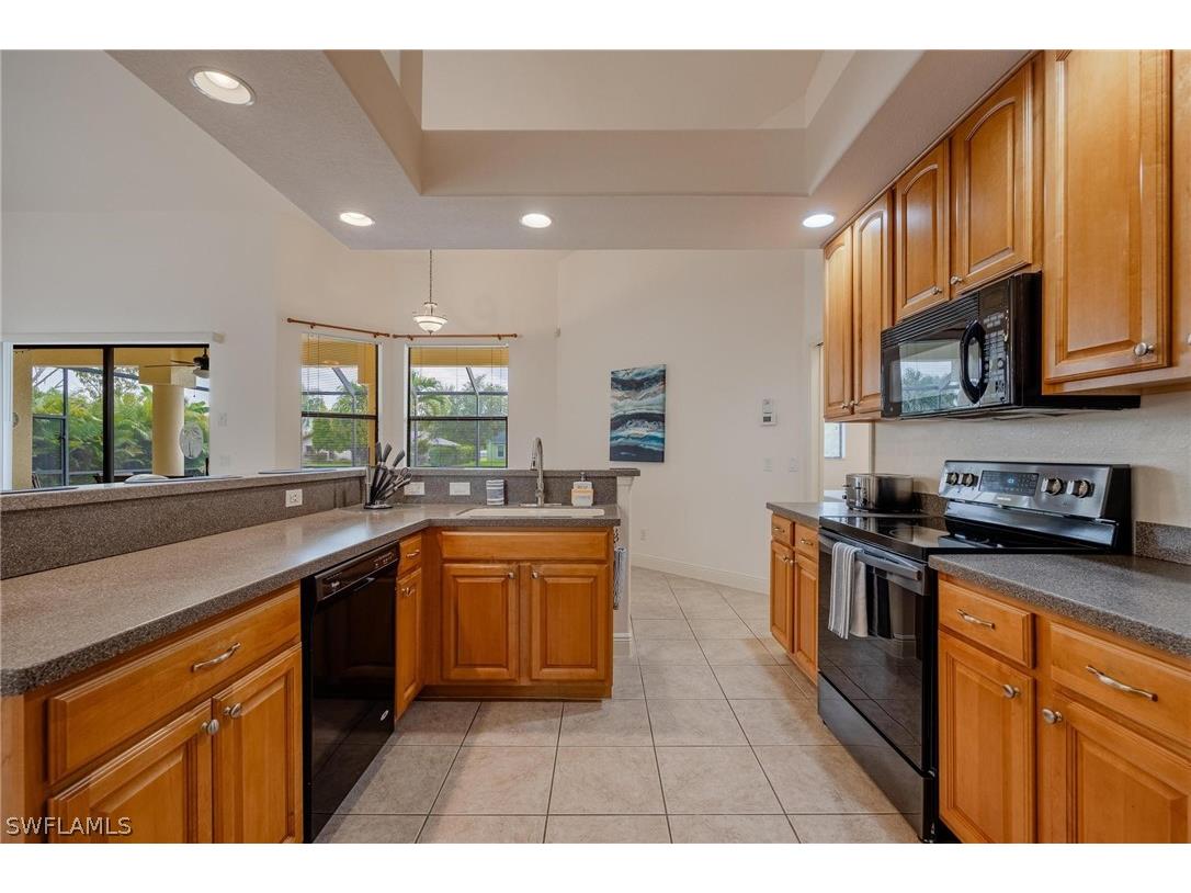 118 SE 23rd Place Cape Coral FL 33990 224044735 image16