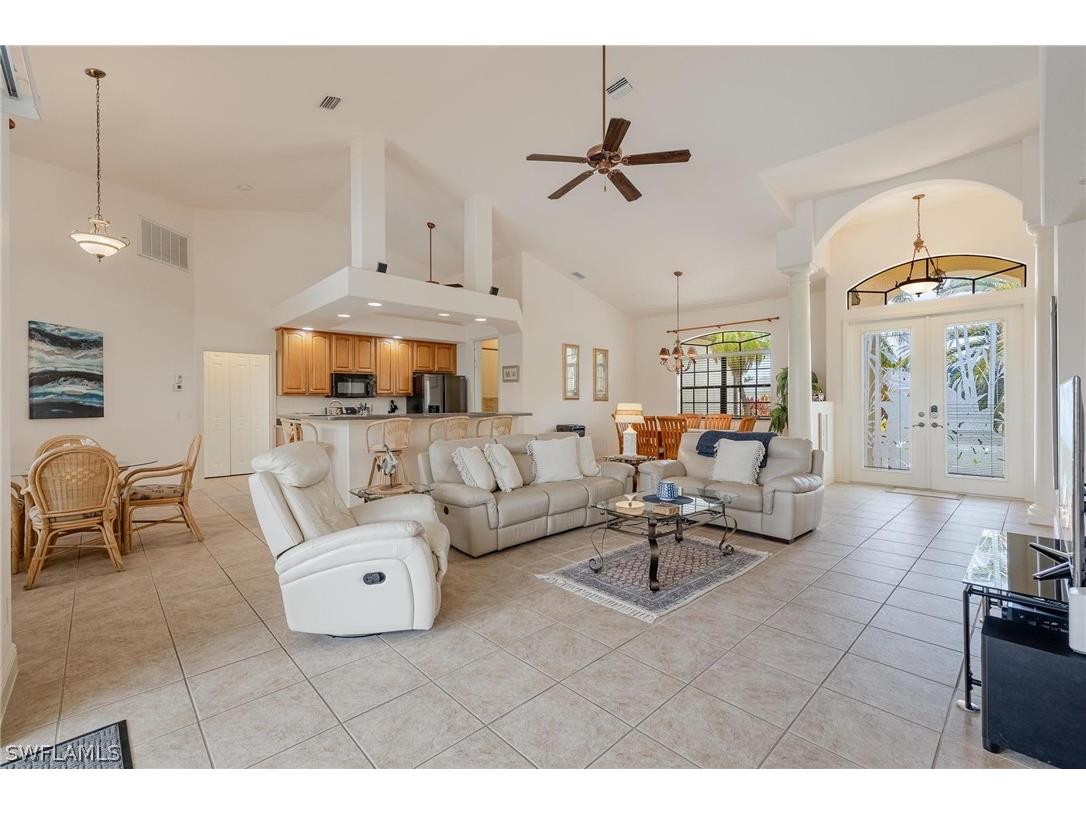 118 SE 23rd Place Cape Coral FL 33990 224044735 image8