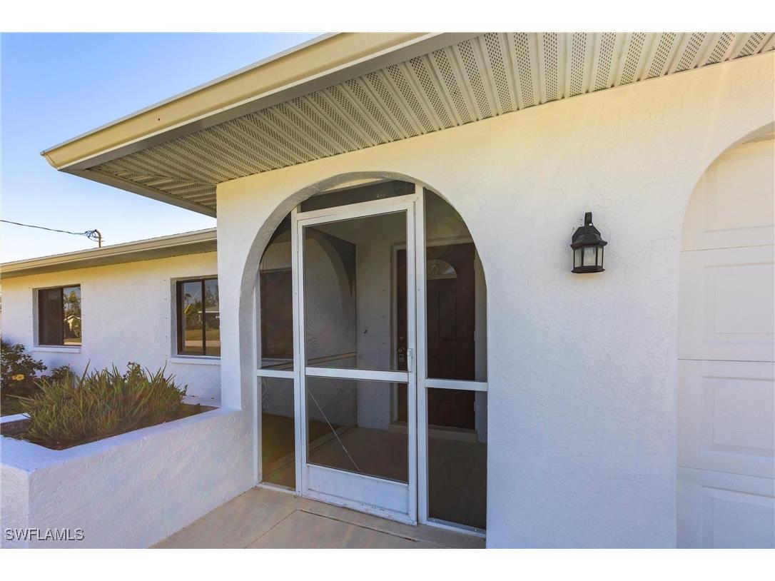 118 SW 13th Street Cape Coral FL 33991 225012677 image1