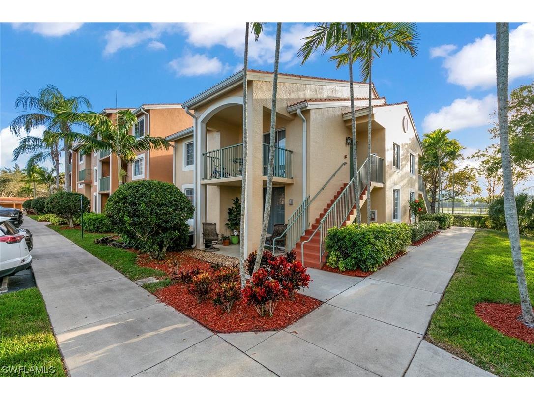 1180 Wildwood Lakes Boulevard #208 Naples FL 34104 224015595 image1