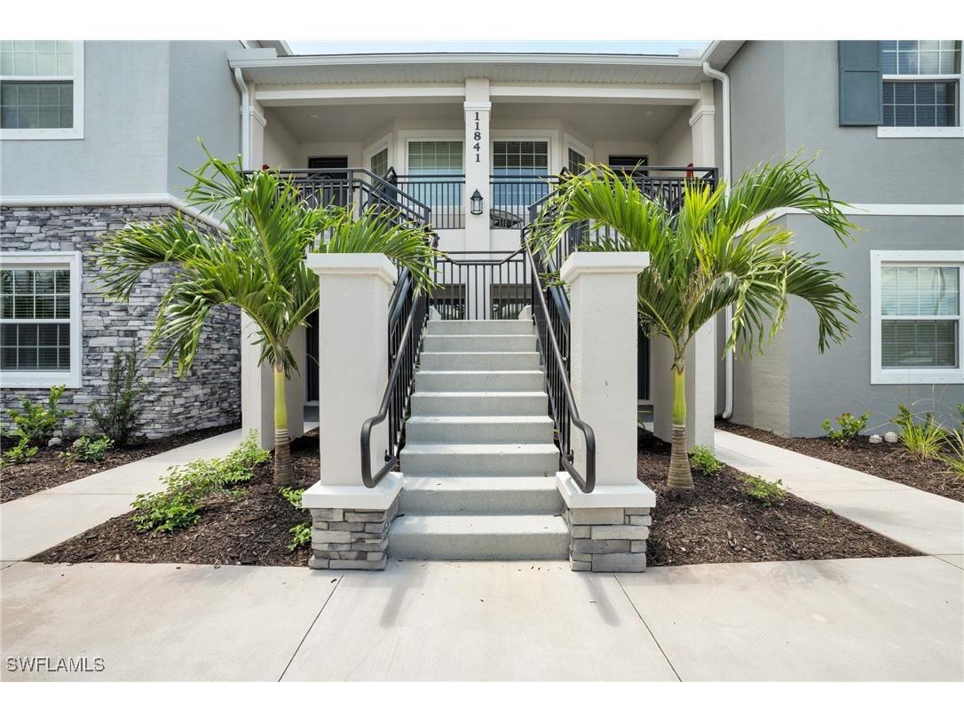 11841 Venetian Lagoon Drive #204 Fort Myers FL 33913 225052411 image2