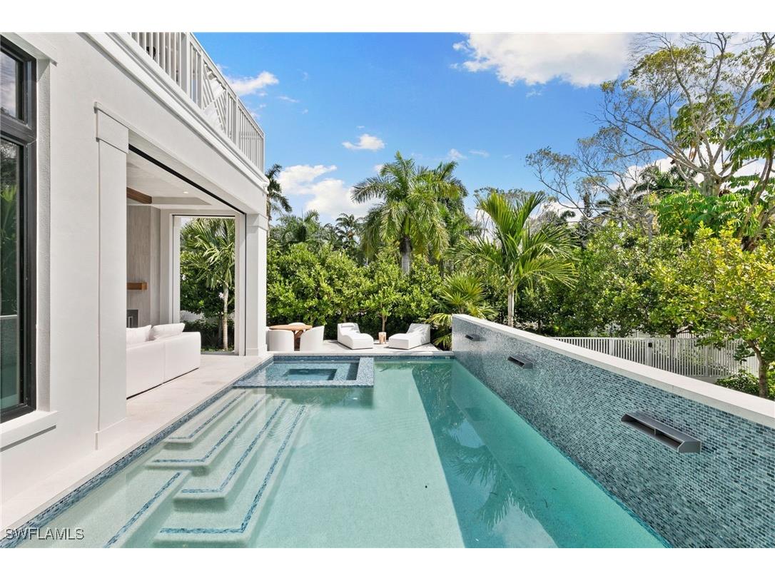 1191 7th Avenue N Naples FL 34102 224078260 image22