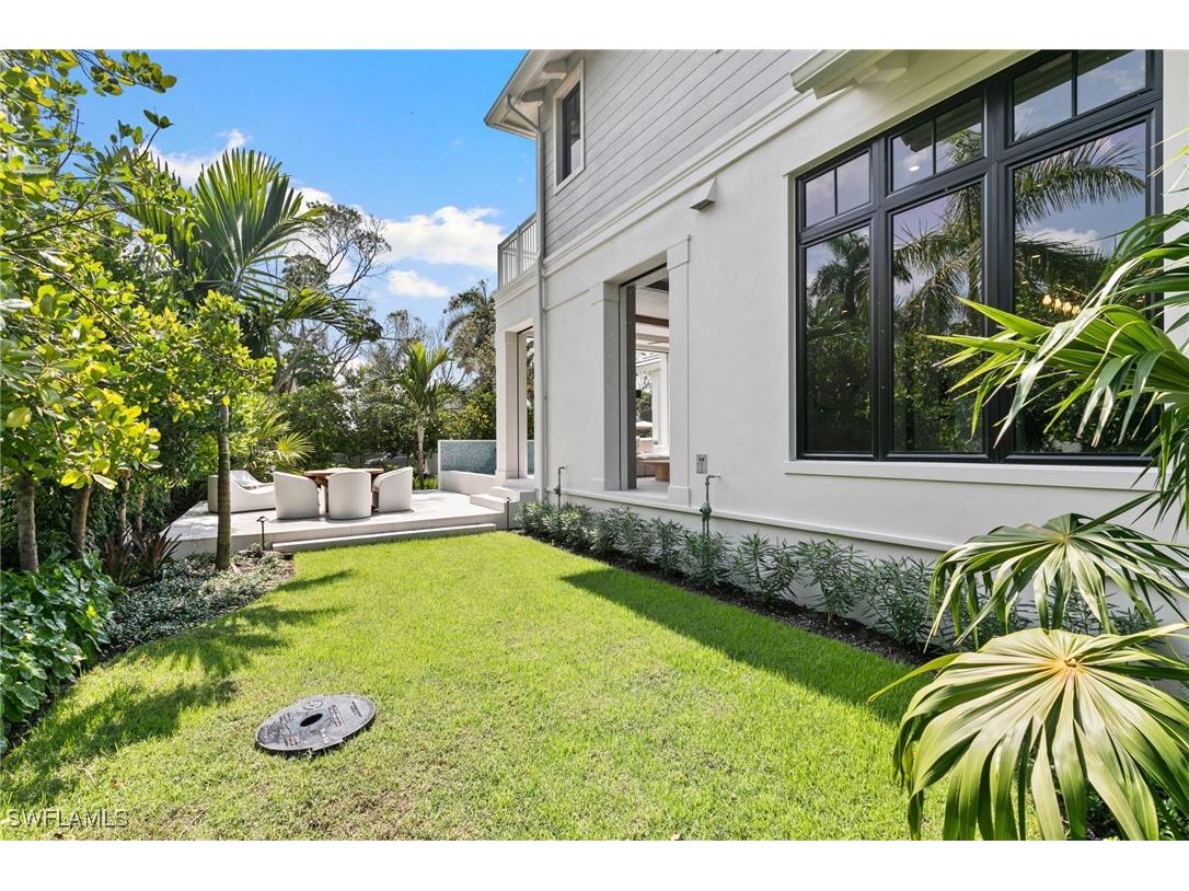 1191 7th Avenue N Naples FL 34102 224078260 image25