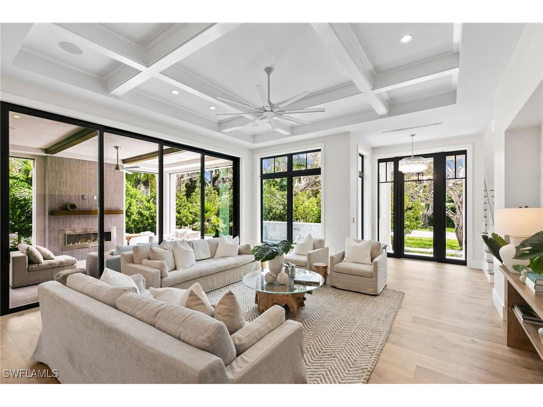 1191 7th Avenue N Naples FL 34102 224078260 image3