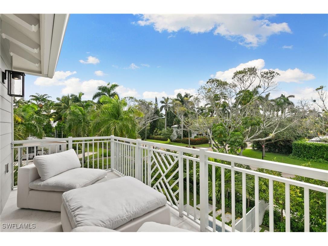 1191 7th Avenue N Naples FL 34102 224078260 image36