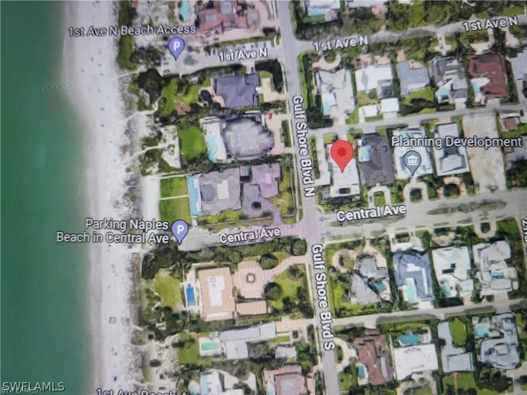 12 Gulf Shore Boulevard N Naples FL 34102 224050004 image1