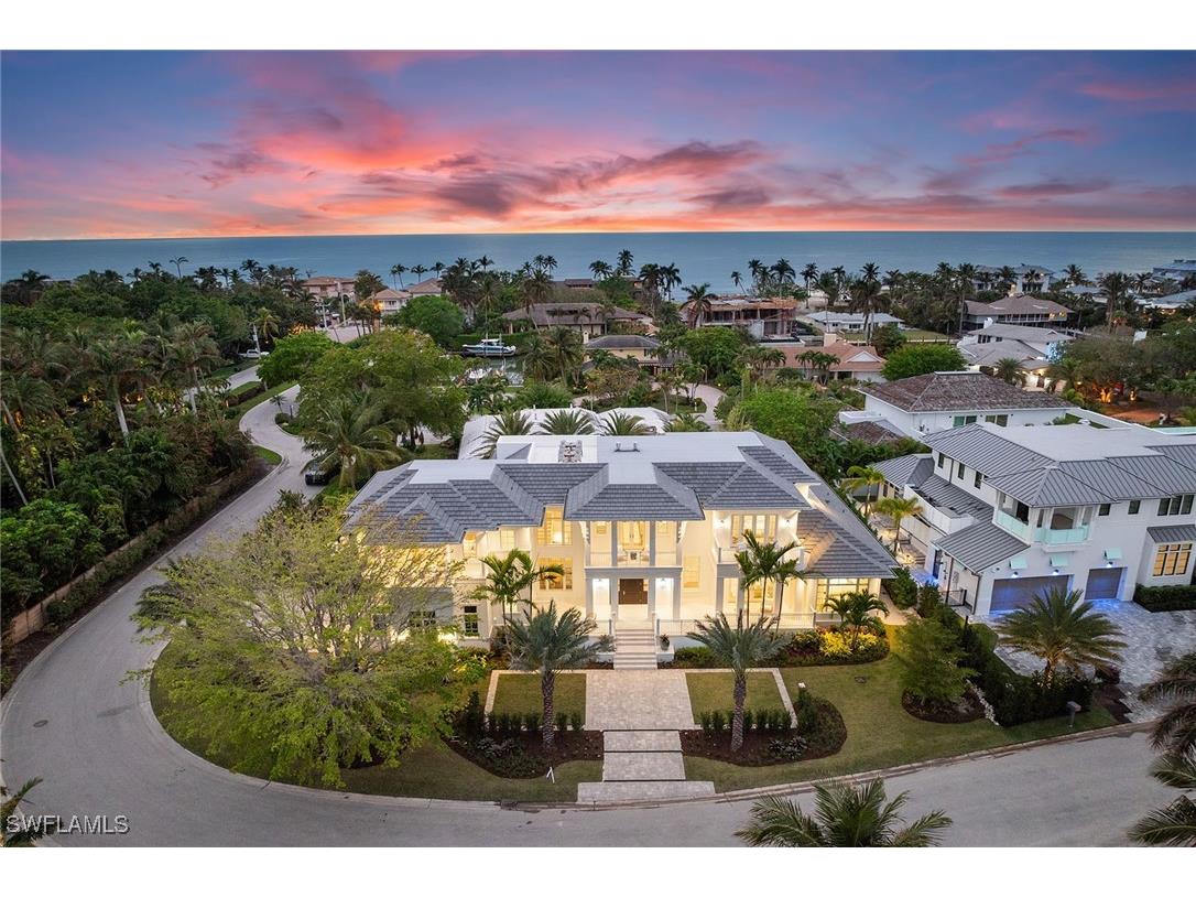 12 Sabre Lane Naples FL 34102 224089919 image1