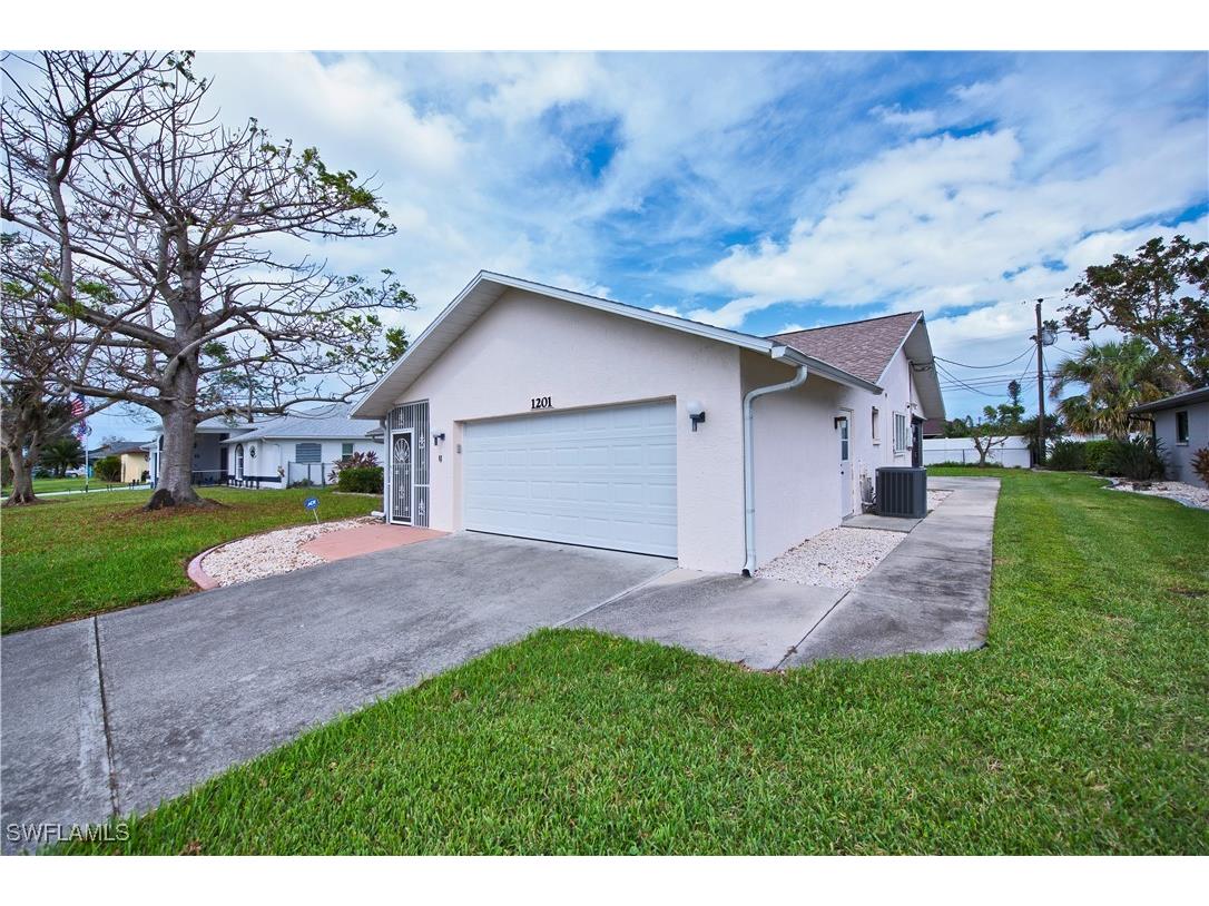 1201 SE 23rd Street Cape Coral FL 33990 224073830 image47