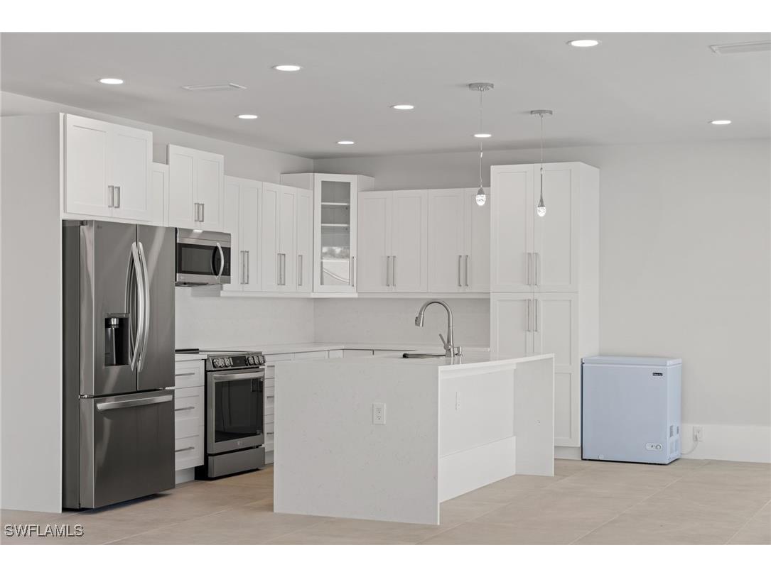 121 Hibiscus Drive Fort Myers Beach FL 33931 225037971 image11