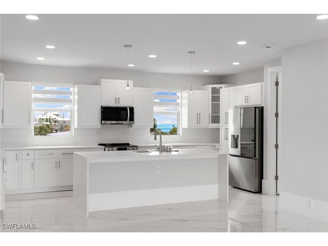 121 Hibiscus Drive Fort Myers Beach FL 33931 225037971 image33