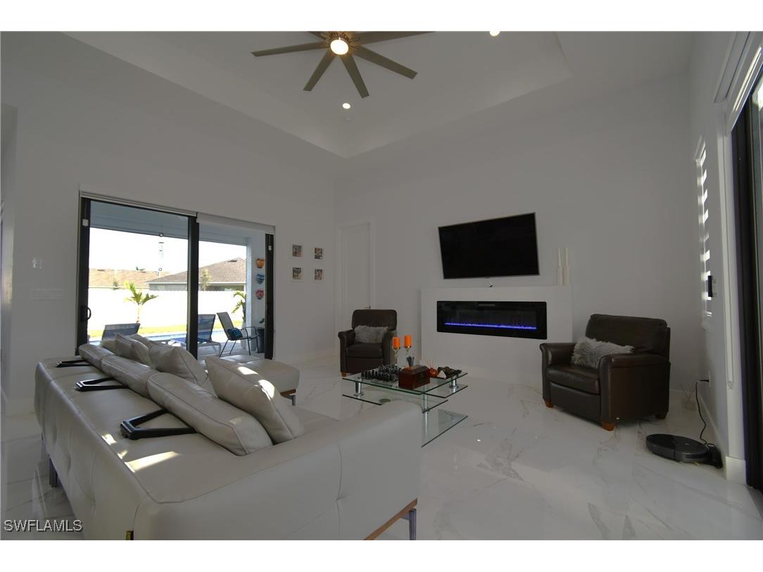 121 NW 10th Avenue Cape Coral FL 33993 225038057 image6