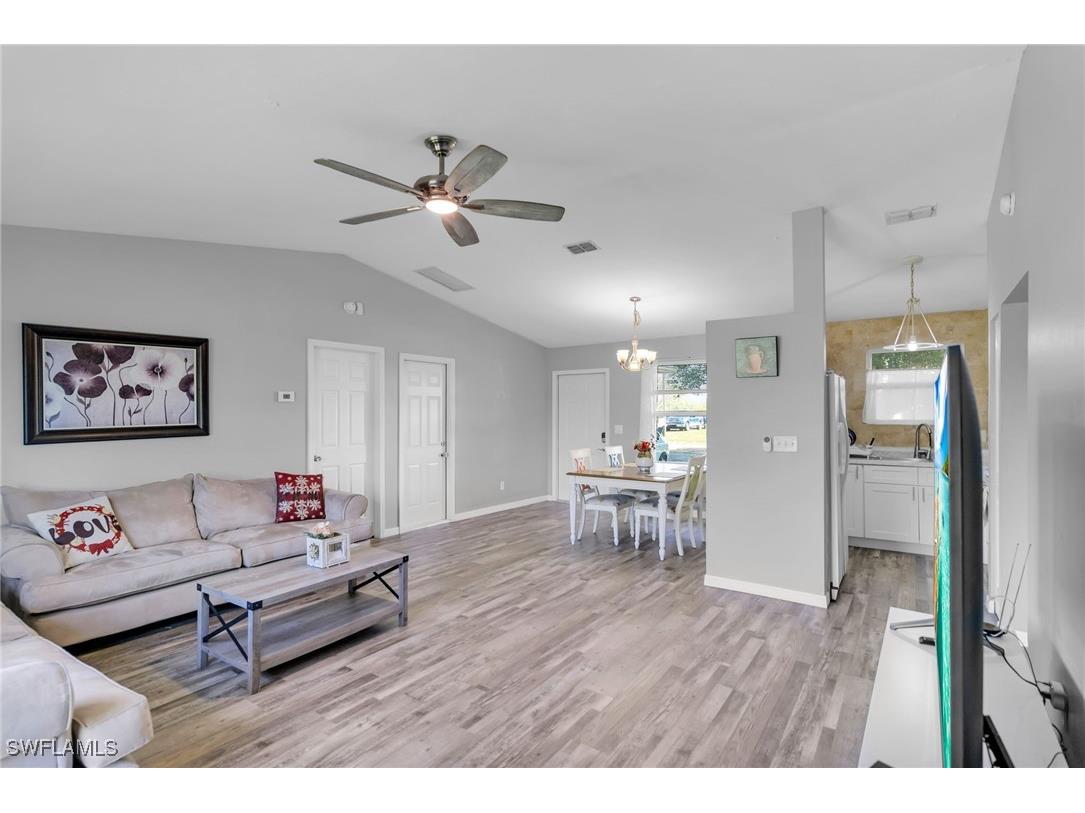 1210 NE 5th Place Cape Coral FL 33909 225013007 image13