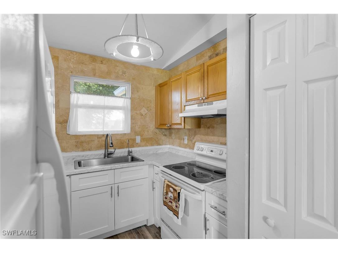 1210 NE 5th Place Cape Coral FL 33909 225013007 image15