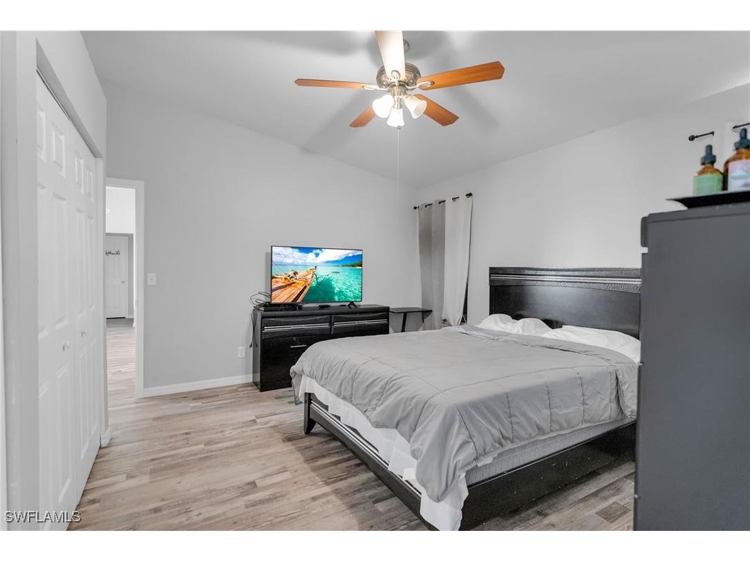 1210 NE 5th Place Cape Coral FL 33909 225013007 image16