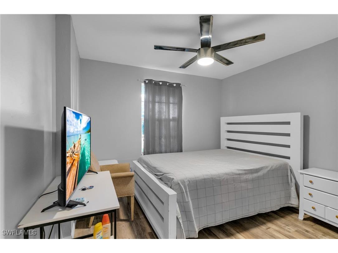 1210 NE 5th Place Cape Coral FL 33909 225013007 image18