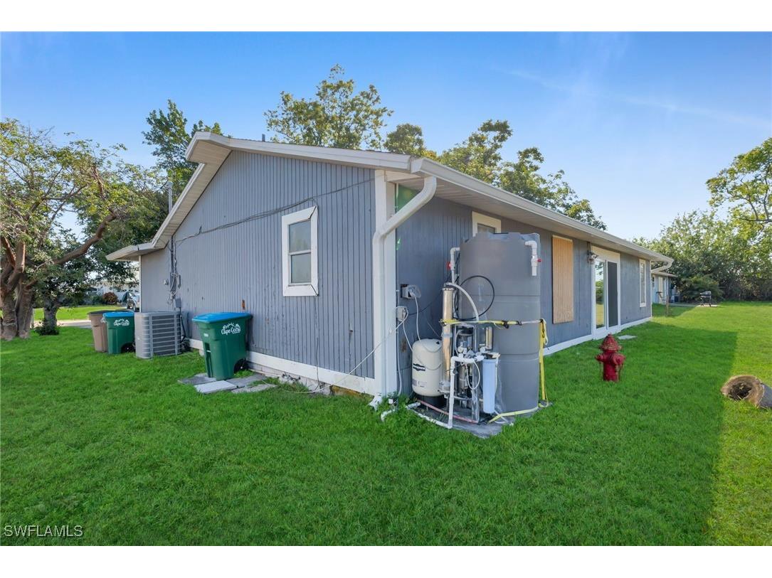 1210 NE 5th Place Cape Coral FL 33909 225013007 image26