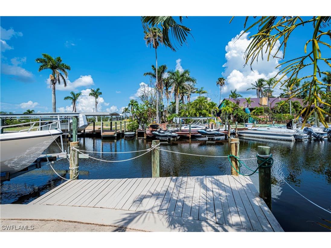 12101 Moon Shell Drive, Matlacha Isles, FL, 33991 MLS 223036308