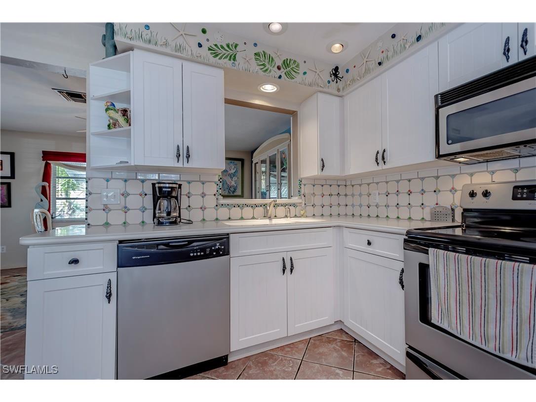 12101 Moon Shell Drive Matlacha Isles FL 33991 224086941 image13