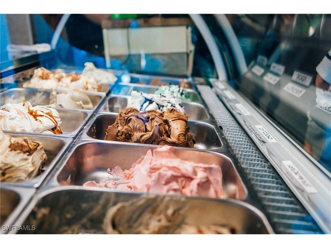 1212 Benjamin Franklin Drive #102 Sarasota FL 34236 225013174 image46