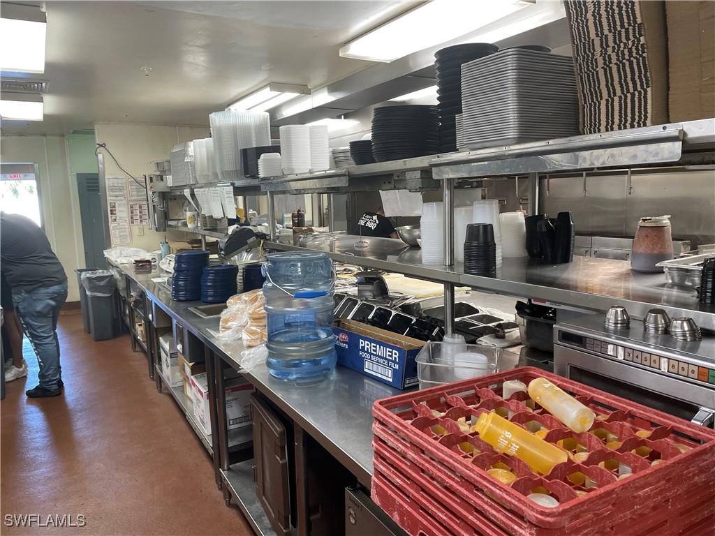 12148 S Cleveland Avenue Fort Myers FL 33907 224051682 image8