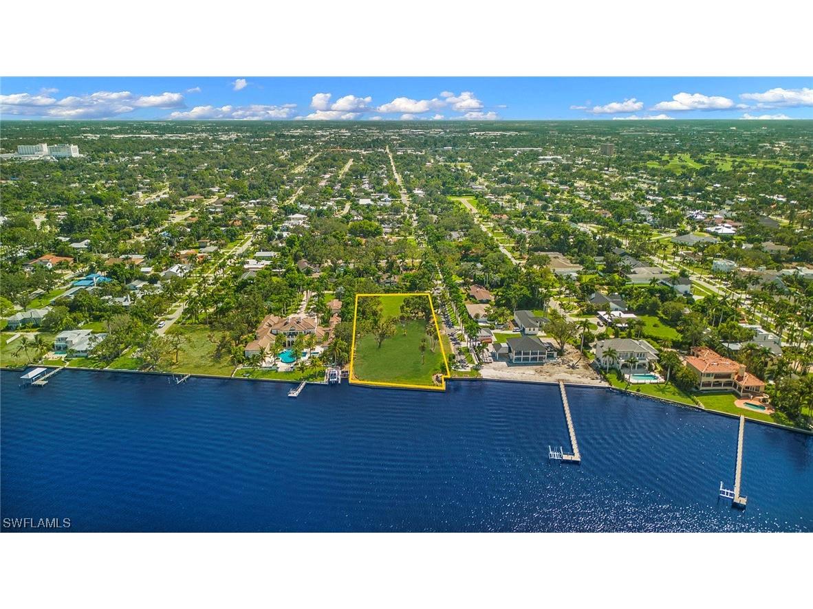 1215 & 1233 Braman Avenue Fort Myers FL 33901 223067908 image1