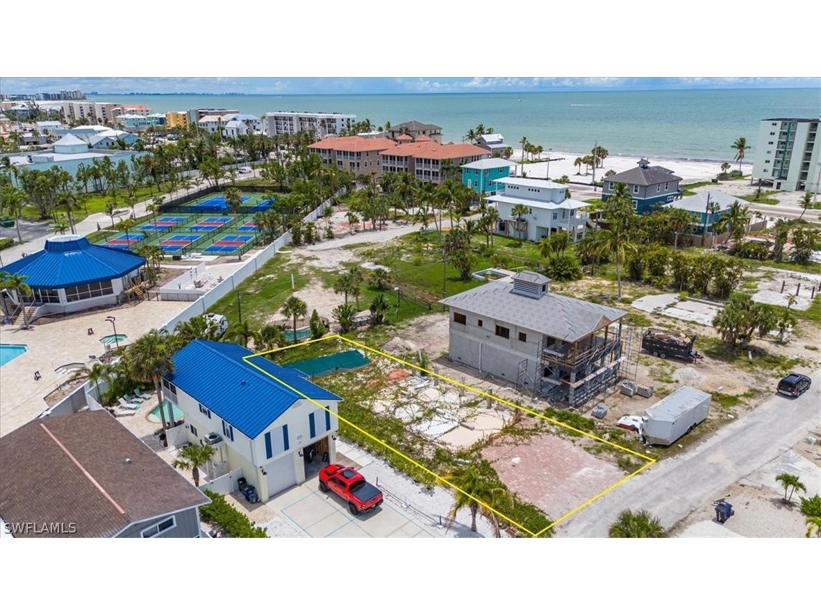 122 Gulfview Avenue Fort Myers Beach FL 33931 224051976 image1