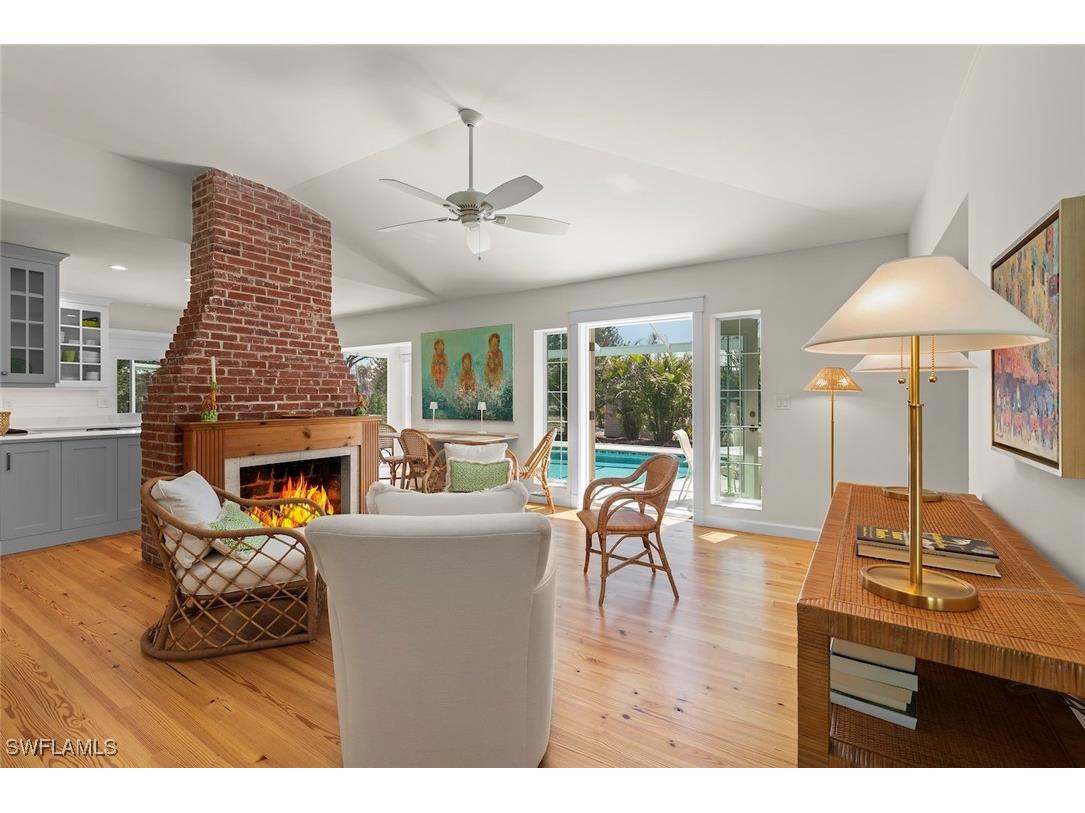 1222 Ferry Road Sanibel FL 33957 225022733 image2