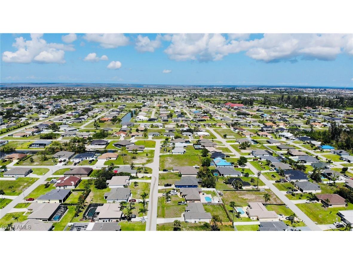 1227 Chiquita Boulevard Cape Coral FL 33991 223040238 image1