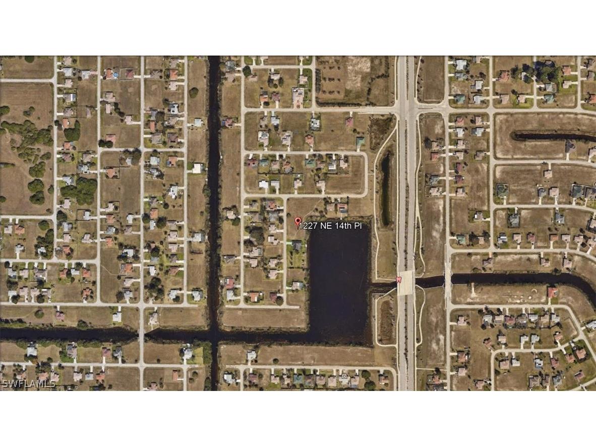 1227 NE 14th Place Cape Coral FL 33909 220005385 image1