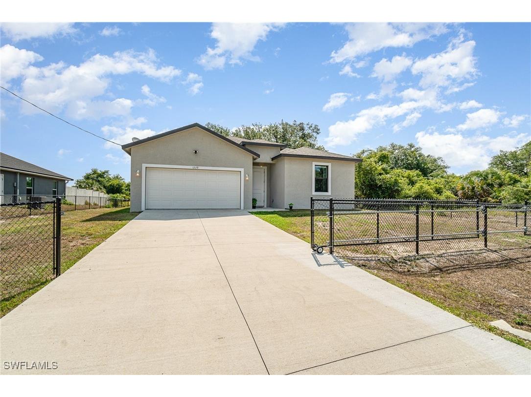 1229 Zinnia Loop Labelle FL 33935 224105366 image2