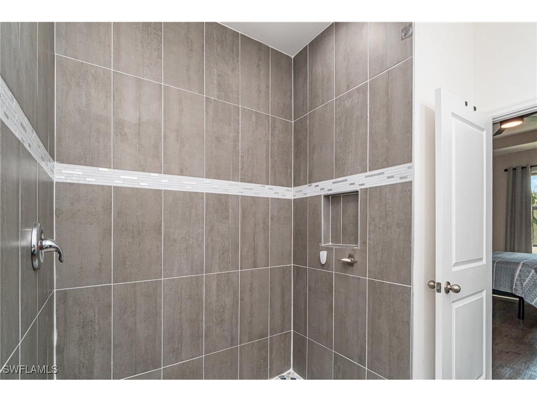 1229 Zinnia Loop Labelle FL 33935 224105366 image29