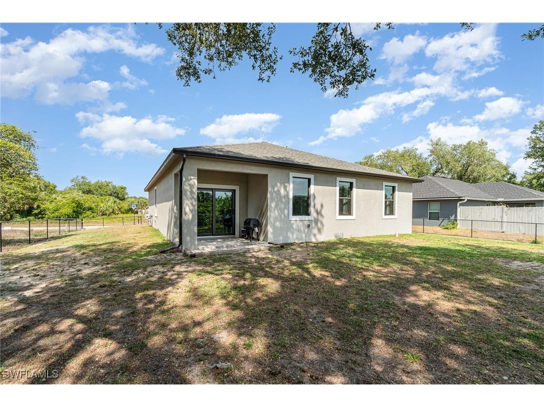 1229 Zinnia Loop Labelle FL 33935 224105366 image34