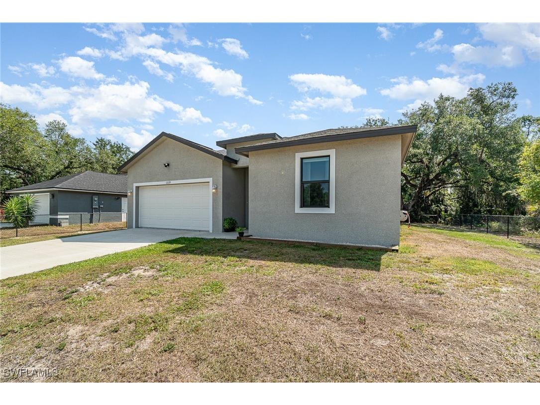 1229 Zinnia Loop Labelle FL 33935 224105366 image4