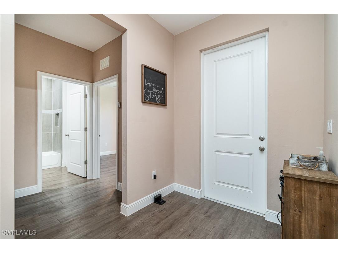 1229 Zinnia Loop Labelle FL 33935 224105366 image6