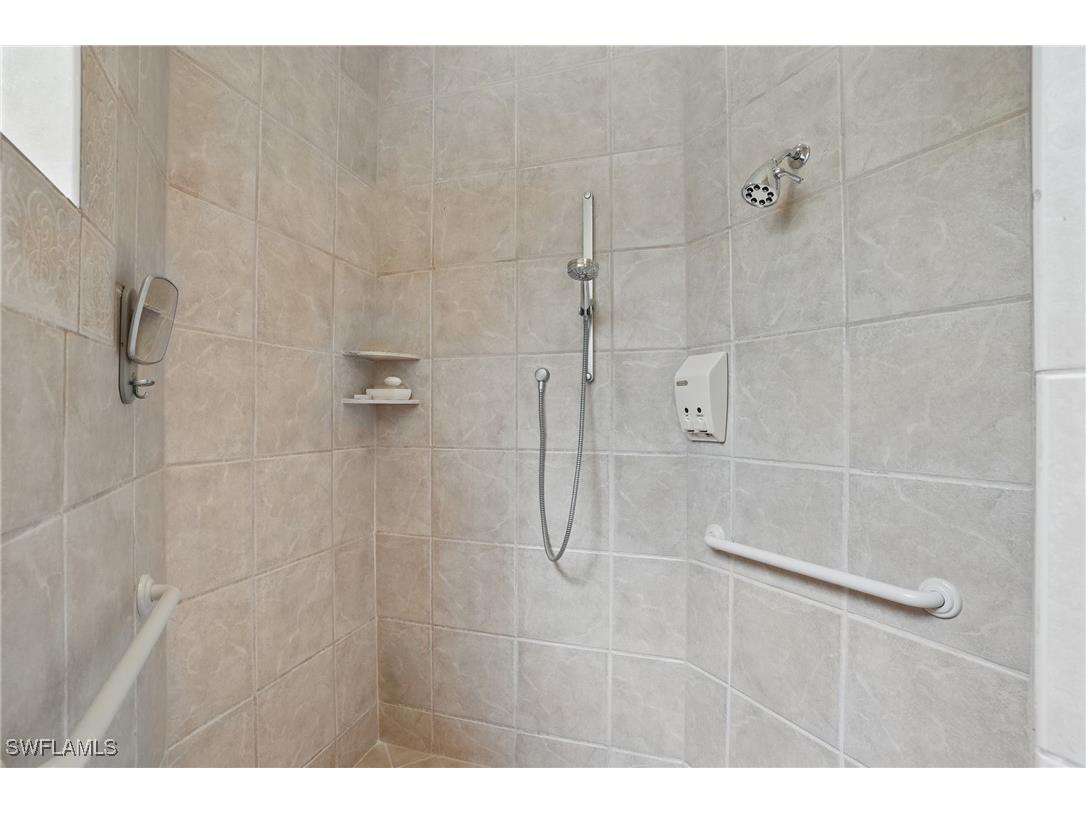 12291 Colliers Reserve Drive Naples FL 34110 225050589 image30