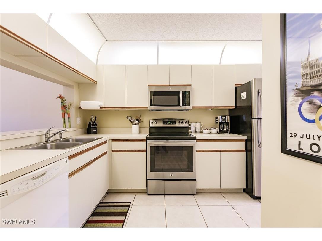 1230 Yesica Ann Circle #D202 Naples FL 34110 225029888 image12