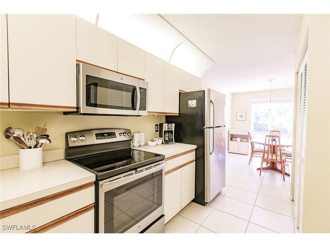 1230 Yesica Ann Circle #D202 Naples FL 34110 225029888 image15