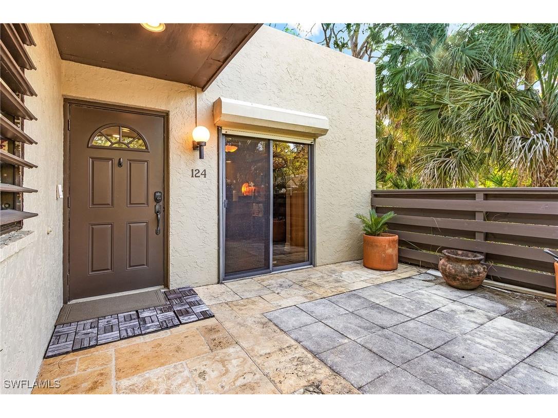 124 Pinebrook Drive Fort Myers FL 33907 225036571 image1