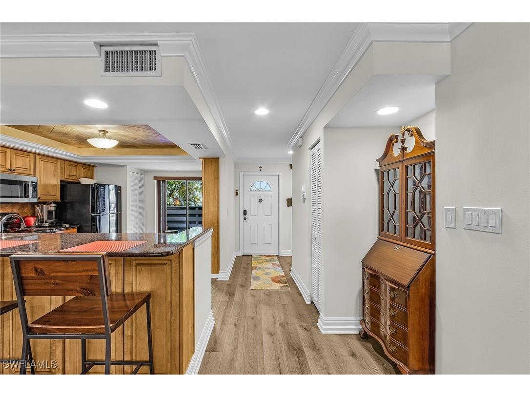 124 Pinebrook Drive Fort Myers FL 33907 225036571 image5