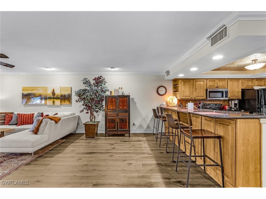 124 Pinebrook Drive Fort Myers FL 33907 225036571 image8