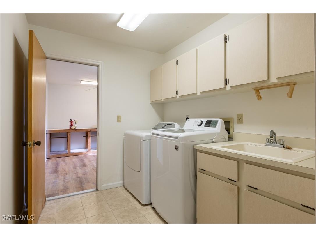 124 SE 39th Terrace Cape Coral FL 33904 224068854 image12