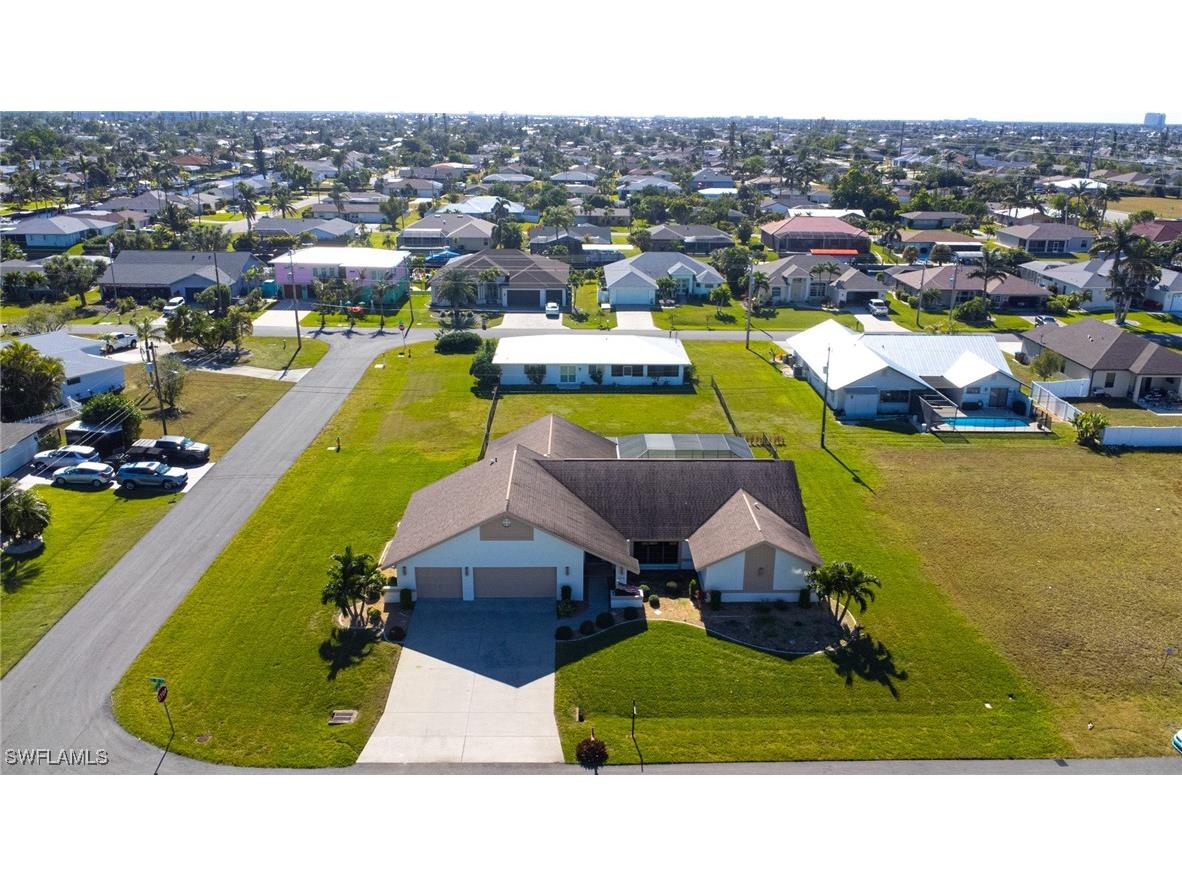 124 SE 39th Terrace Cape Coral FL 33904 224068854 image36