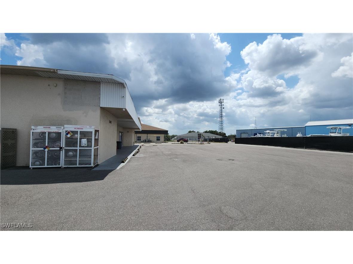 1242 Market Circle #B9 Port Charlotte FL 33953 225049201 image4