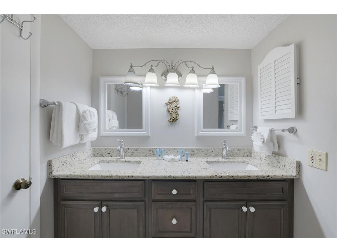 1246 Fulgur Street #112 Sanibel FL 33957 225016539 image17