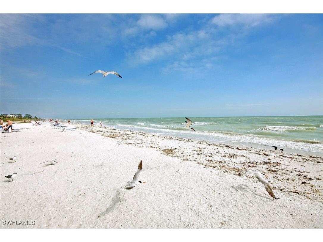 1246 Fulgur Street #202 Sanibel FL 33957 225028622 image2