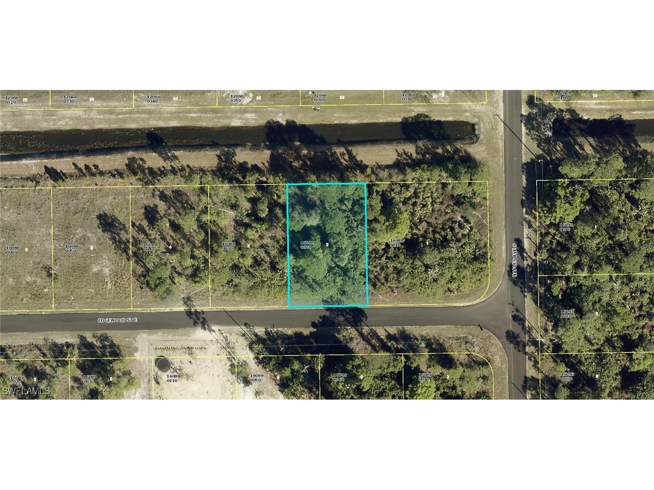 1255 Edgewood Street E Lehigh Acres FL 33974 225039282 image1