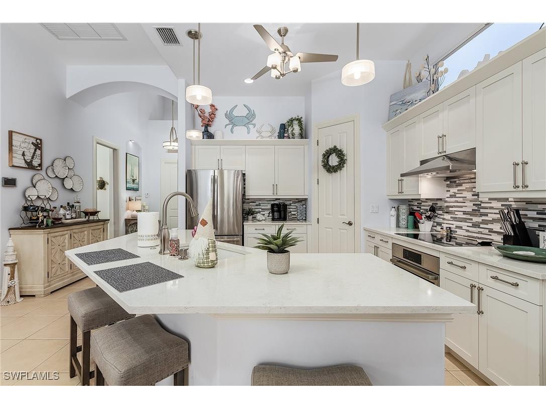 12595 Grandezza Circle Estero FL 33928 225035519 image5